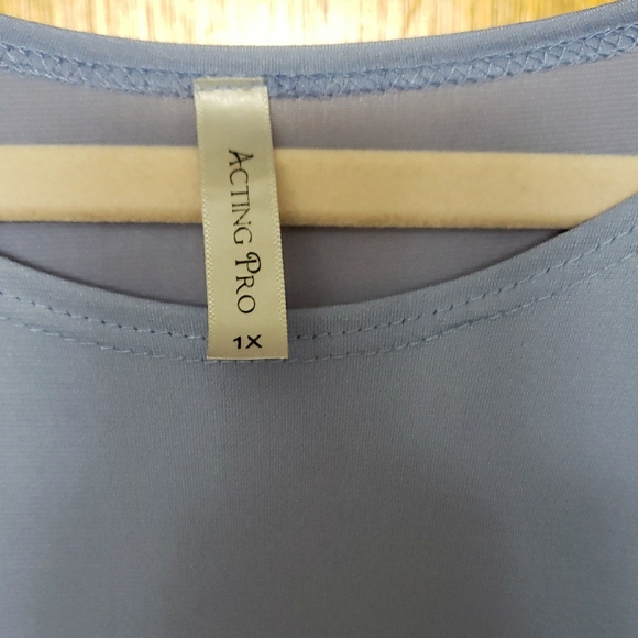 Acting Pro Light Blue Tank Top with Butterfly Print - Picture 4 of 4